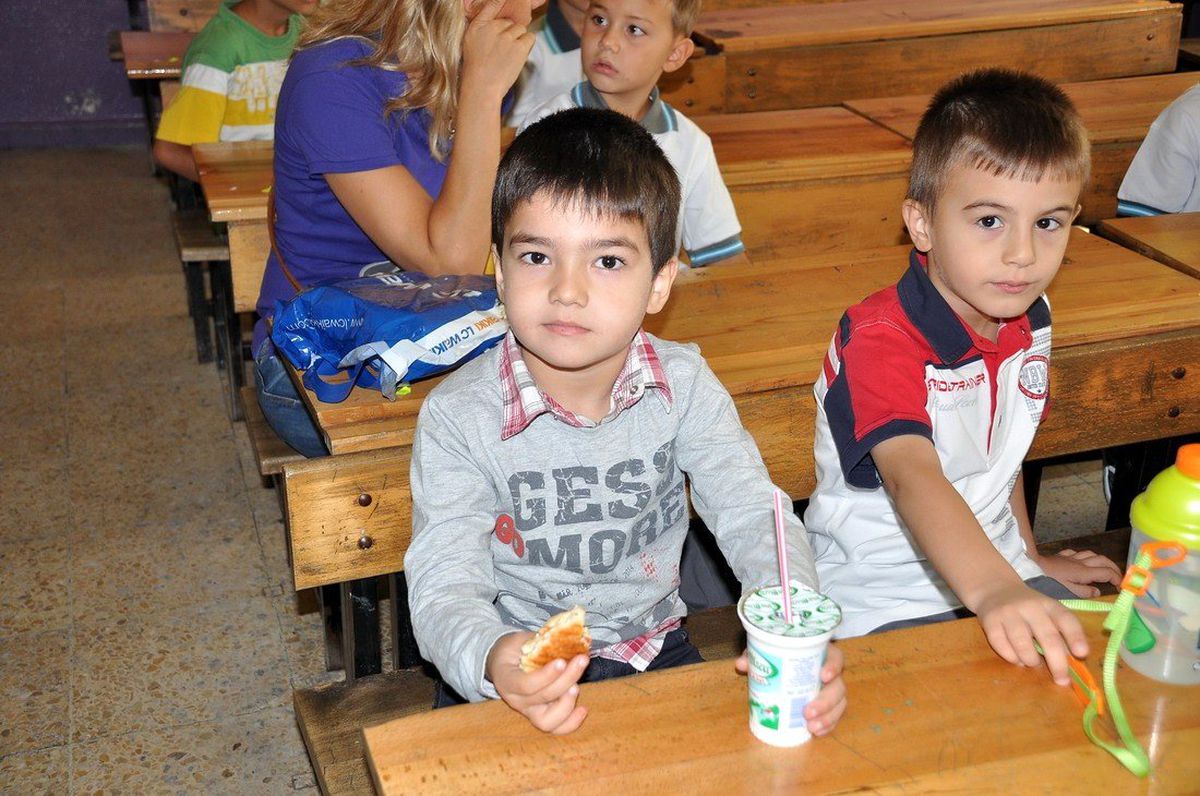 Balıkesir\'de Minikler Ders Başı Yaptı