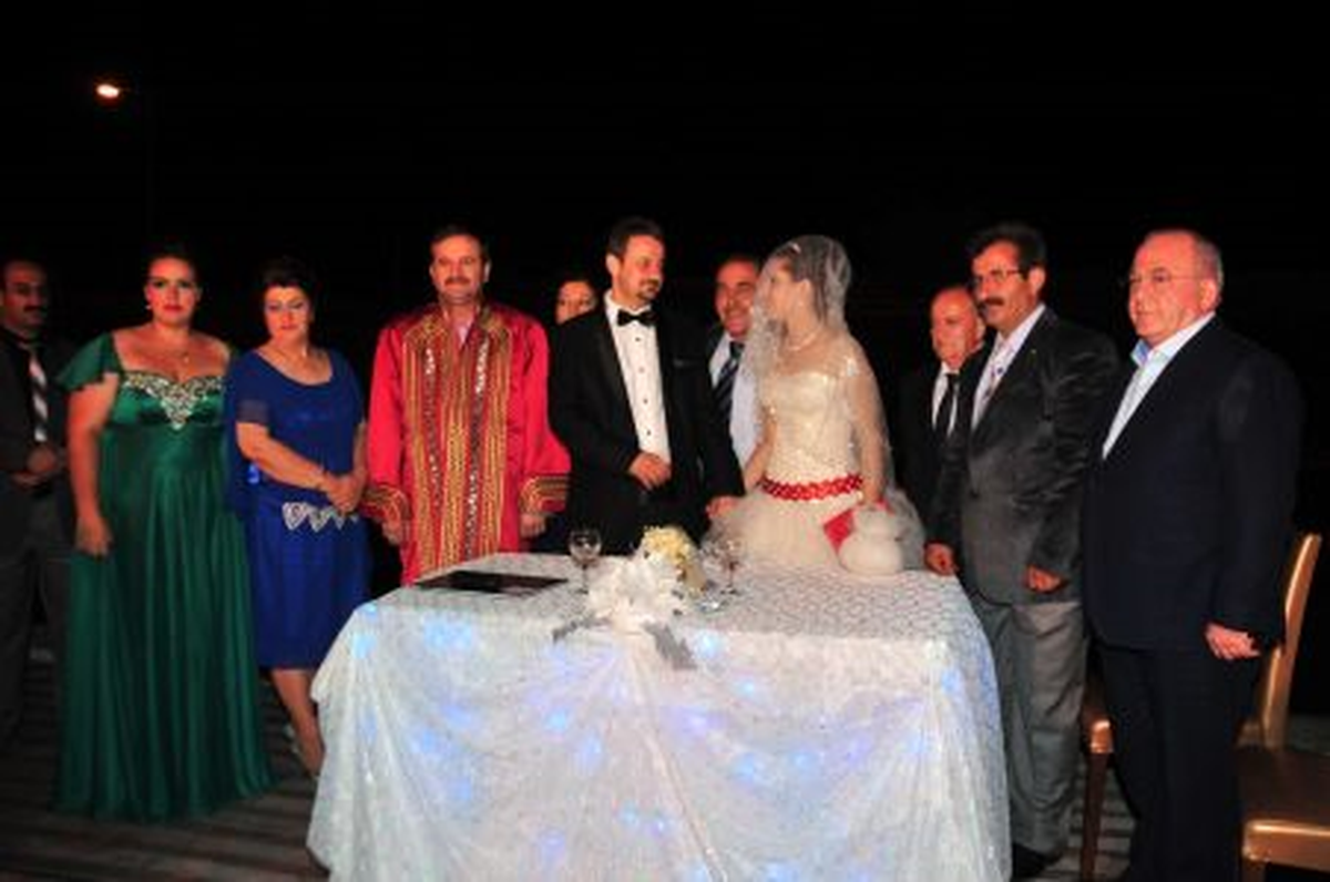 Başkan Yardımcısı Yeşil Genç Çiftin Nikâhını Kıydı