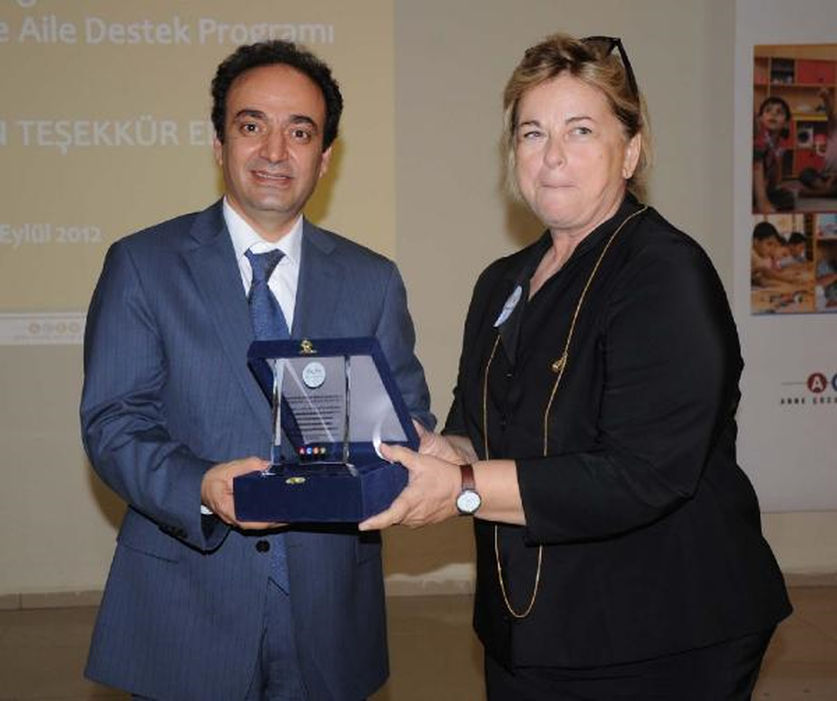 Baydemir; 5.5 Yaşında Okula Başladım, Türkçe\'yi Dayak Yiye Yiye Öğrendik