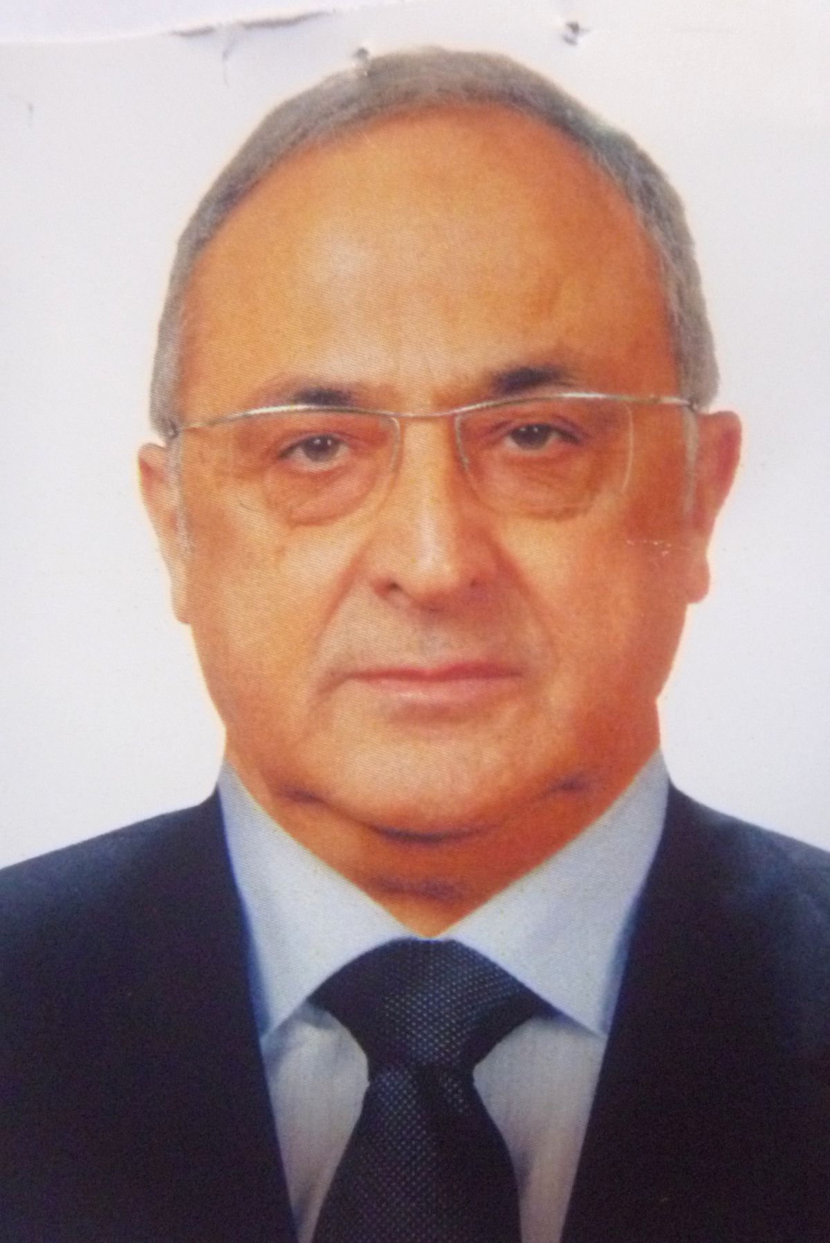 Bilecikli Eczacı Yalova\'da Kalp Krizi Geçirerek Öldü