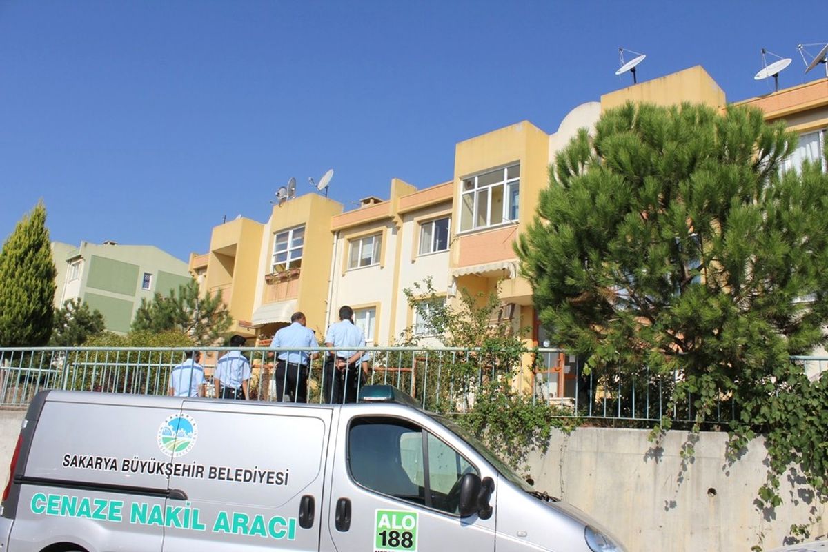 Bir Aylık Polis Memuru İntihar Etti