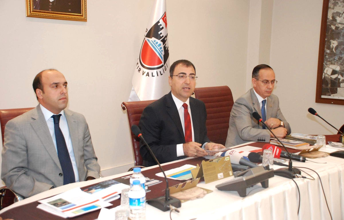 Diyarbakır\'da Kültürel Mirasın Korunmasını Hedefleyen 6 Proje Tanıtıldı