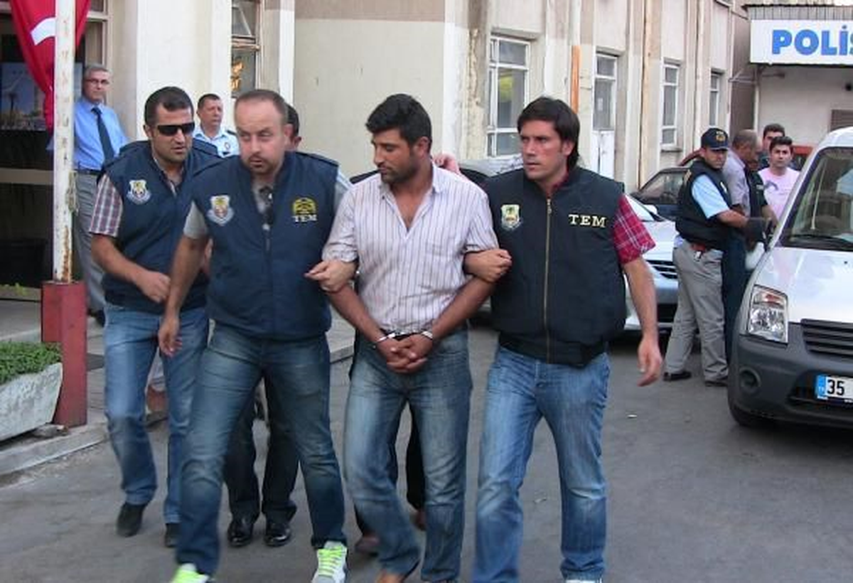 Foça Bombacıları