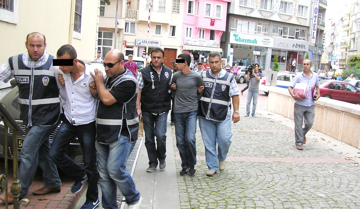 Hırsızlık Çetesi Sinop\'ta Yakalandı