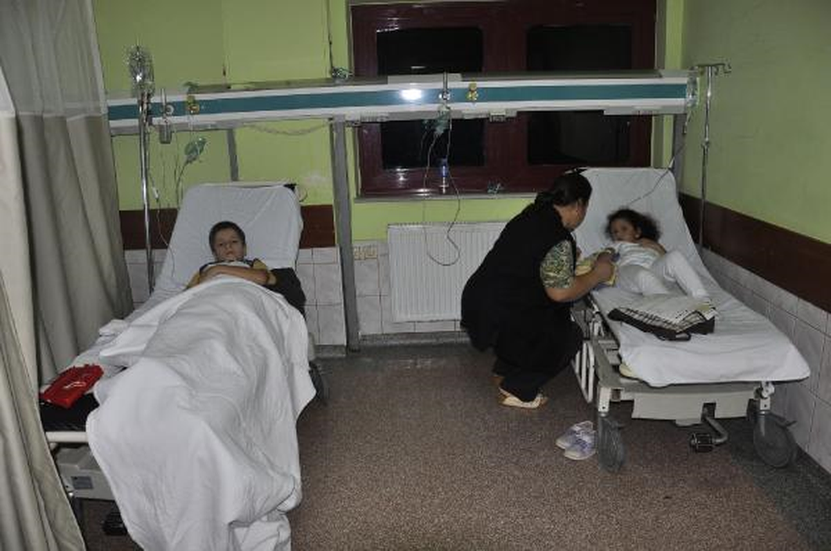 İnegöl\'de Düğün Yemeğinden 45 Kişi Zehirlendi