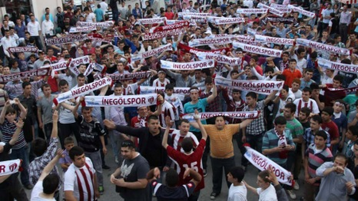 İnegölspor "Taraftar Kart"Ları Satışa Sunuldu
