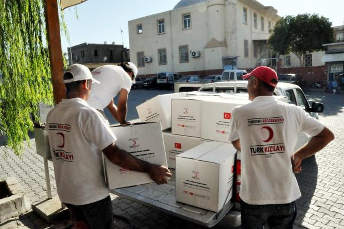 Kızılay\'dan Sınır Ötesine Ekmek Yardımı