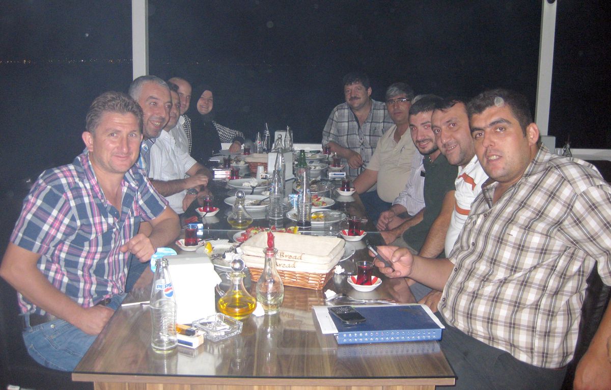 Ortaklar Yemekte Buluştu