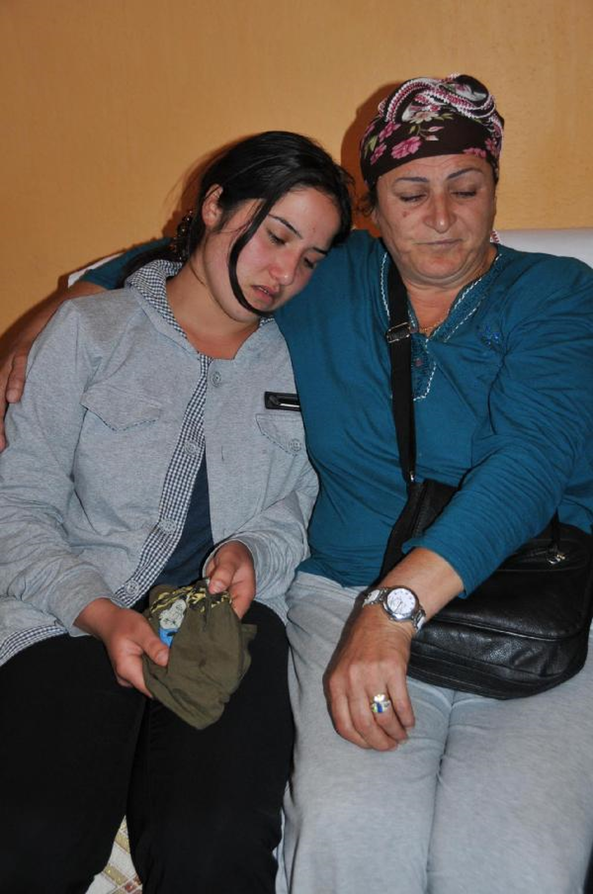 Şehit Erin Evine Ateş Düştü