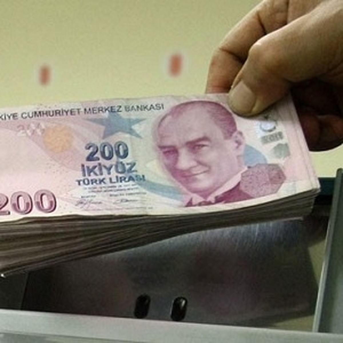 Türk Bankacılık Sektörünün Dönem Net Karı 13,4 Milyar TL