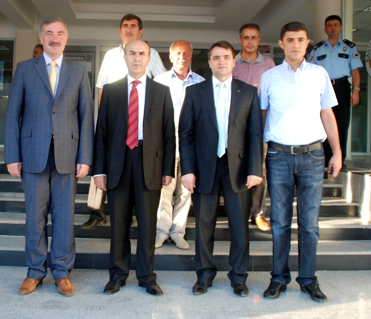 Vali Demirtaş Kahta Belediyesi\'ni Ziyaret Etti