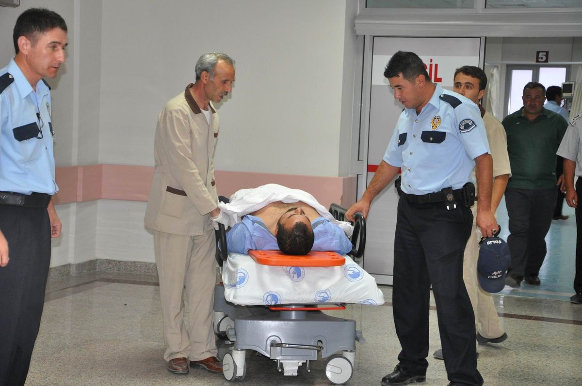 Bomba İmha Uzmanları Trafik Kazası Geçirdi