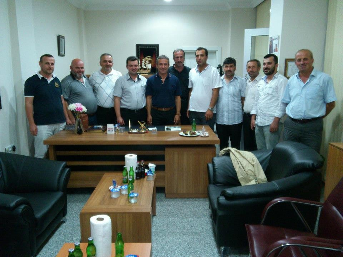 AK Parti Karasu İlçe Teşkilatı İstişare Toplantıları Sürüyor