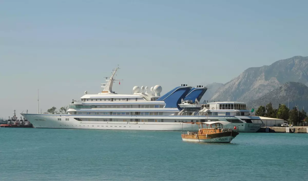 Arabistan Kralı Abdullah'ın Eşi ve Akrabaları Antalya'da