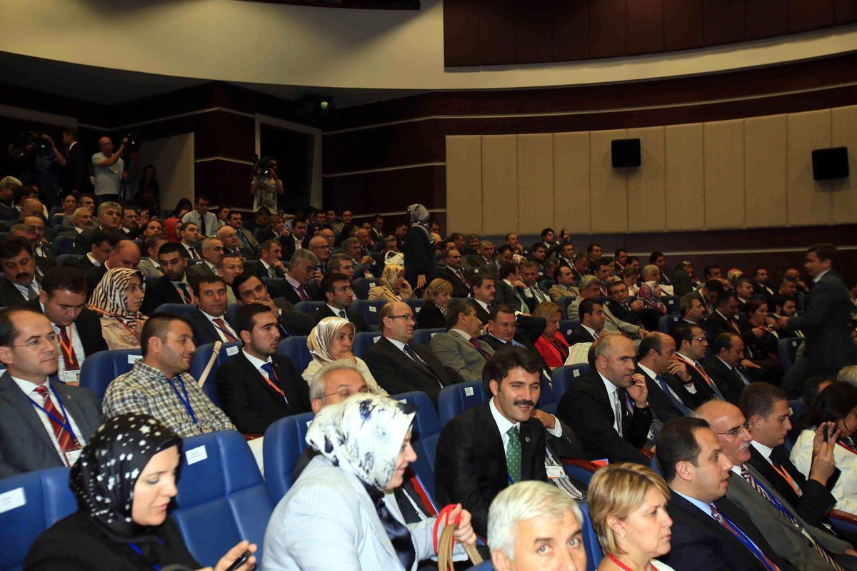Başkan Karaosmanoğlu, TBB\'nin Toplantısına Katıldı