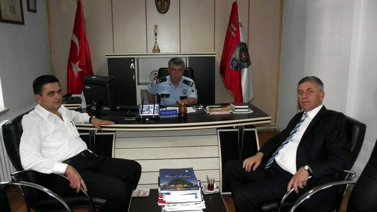 Belediye Başkanı Yalçın\'dan Emniyet Amiri Çetin\'e Hoşgeldin Ziyareti