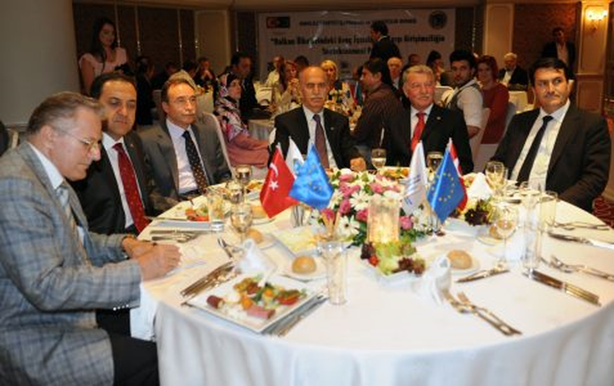 "Bölgedeki İşsizlik Hepimizin Sorunu"