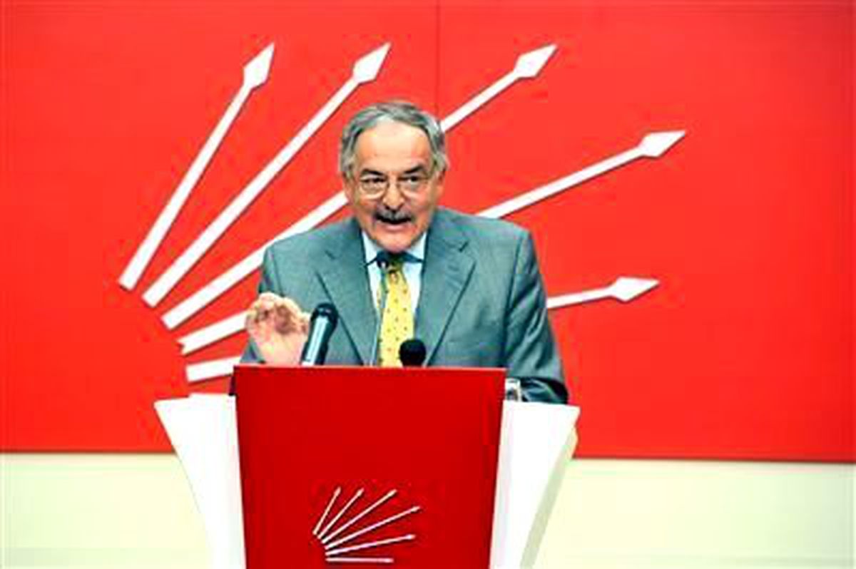 CHP\'li Koç\'un Basın Toplantısı