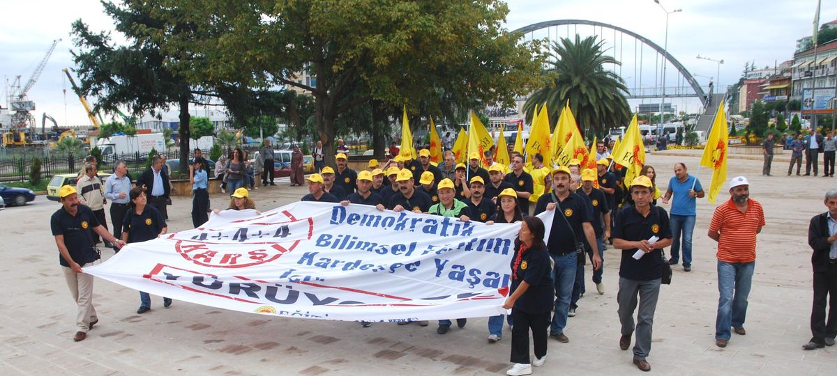 Eğitim-Sen\'den Giresun\'da 4+4+4 Eğitim Sistemine Protesto
