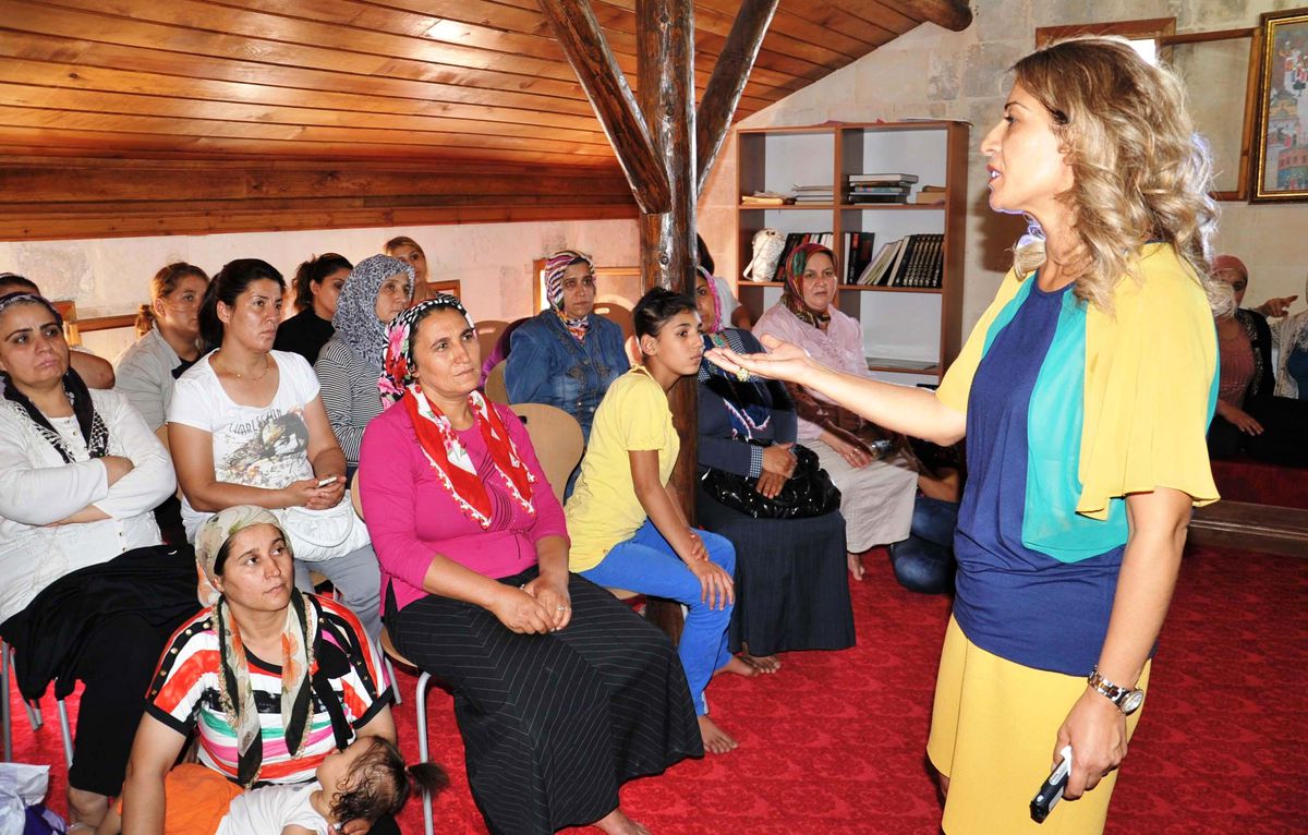 Evlilik Okulu Projesi Kapsamında Seminer Verildi