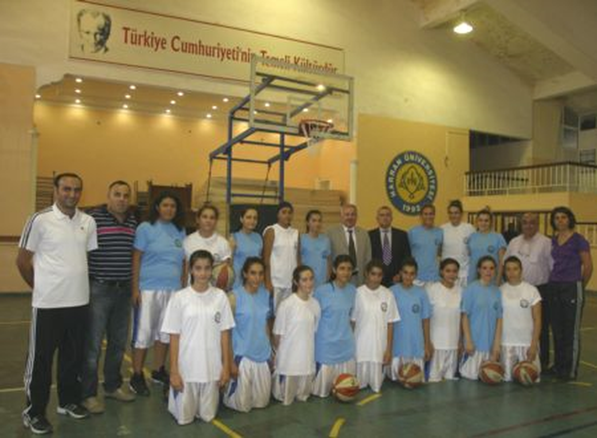 Hrü Bayanlar Basketbol Takımı Antrenmanlara Başladı