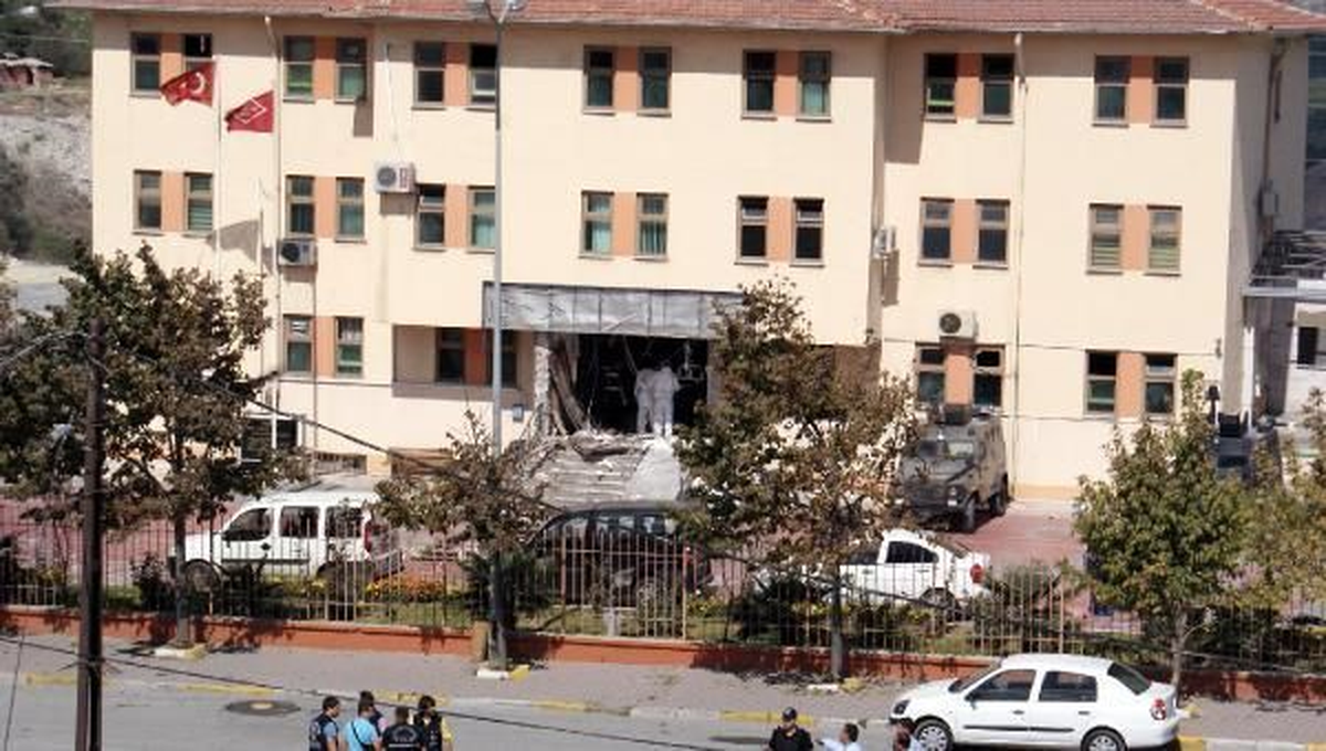 İstanbul Polis Merkezi\'ne Saldırı