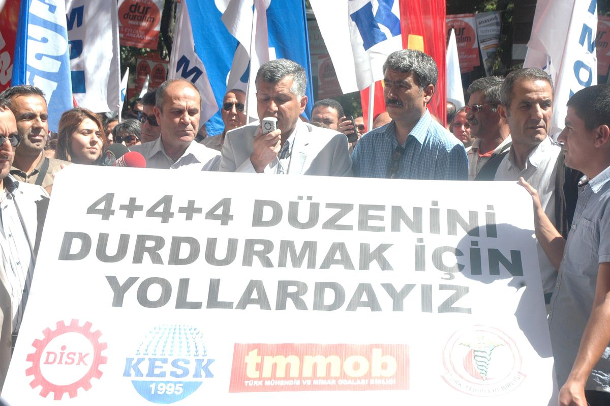 Kesk-Disk-Tmmob-Ttb 4+4+4 İçin Sokağa İniyor