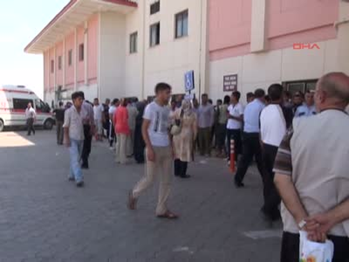 Kilis\'e Yaralı Olarak Getirilen 5 Suriyeli Öldü