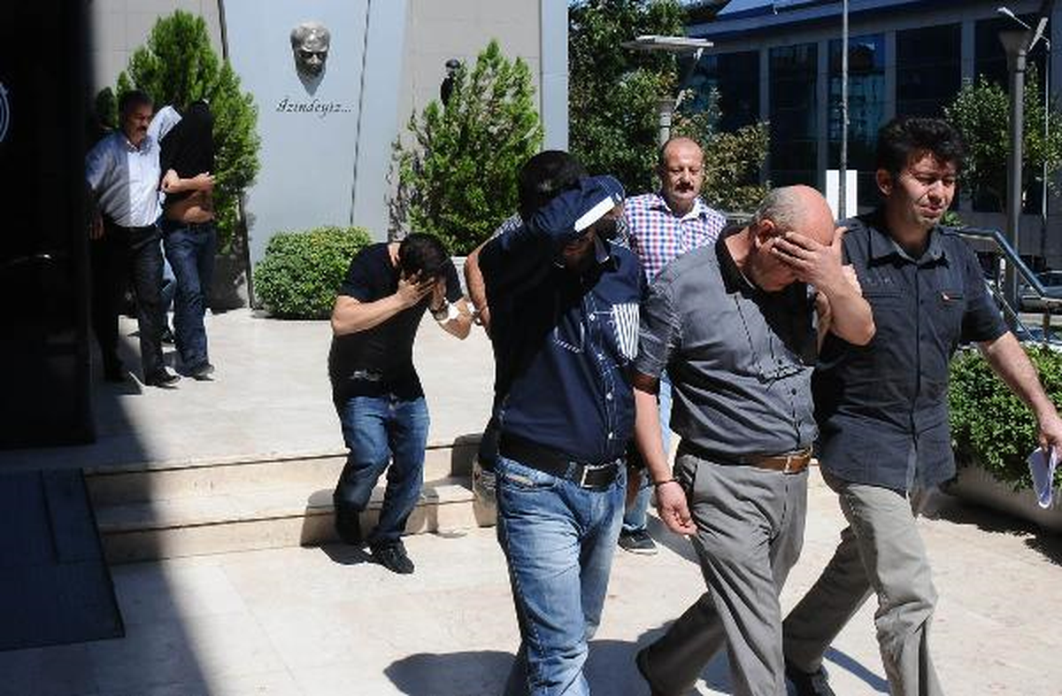 Masaj Salonuna Fuhuş Baskını: 5 Tutuklama