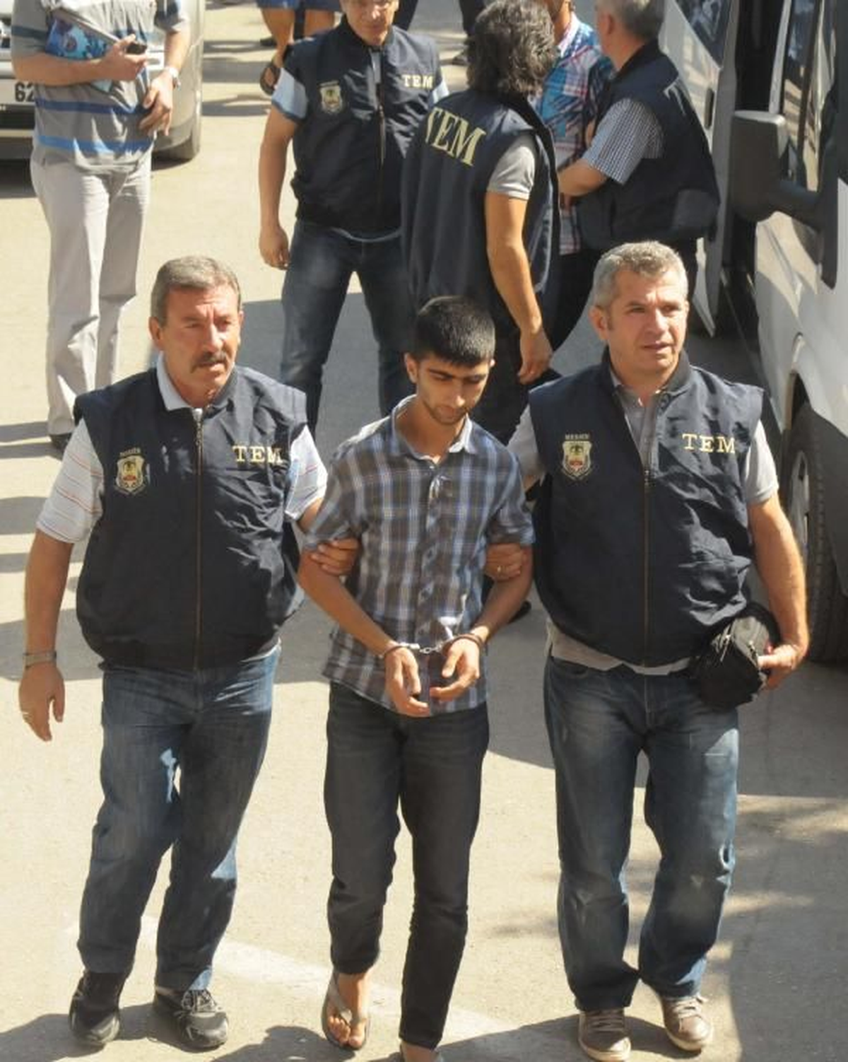Mersin\'de Terör Örgütü Operasyonu