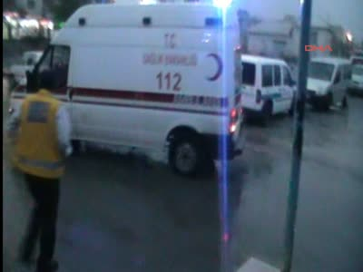 Nişanlı Genç Ağır Yaralandı