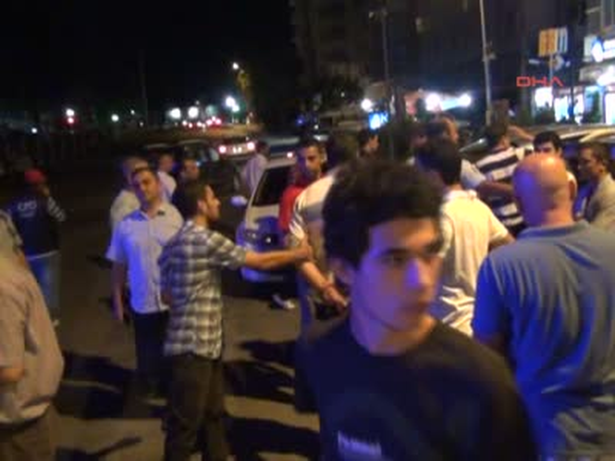 Şehitler İçin Araç Konvoyu