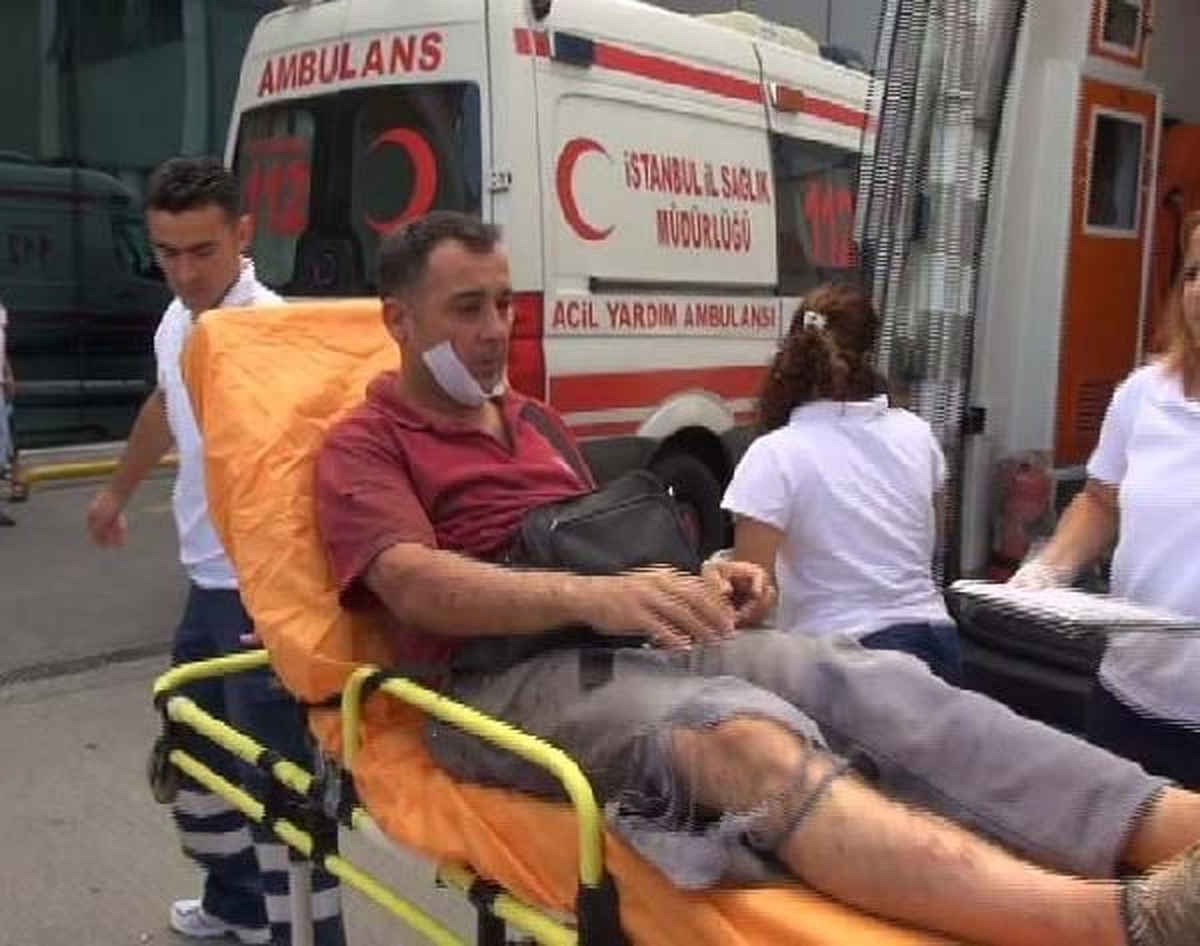 Sultangazi\'deki Bir Polis Merkezinde Patlama Oldu