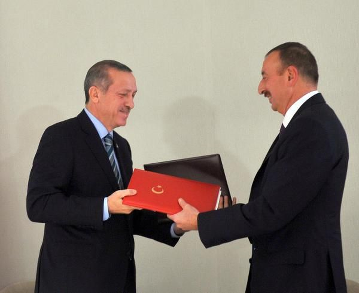 Türkiye ile Azerbaycan Arasında 8 Anlaşma İmzalandı