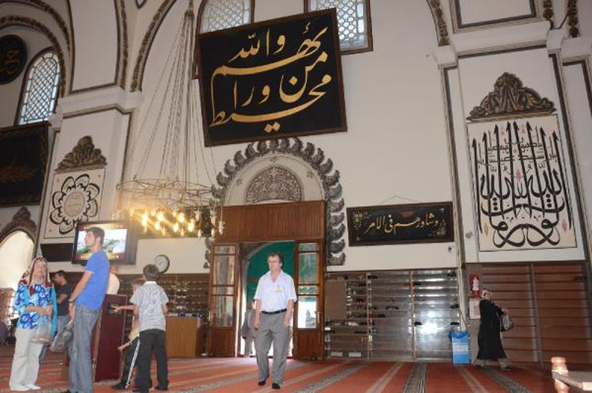 Ulu Cami\'den Çalınan 2 Hat Eseri, 3 Yıldır Bulunamadı