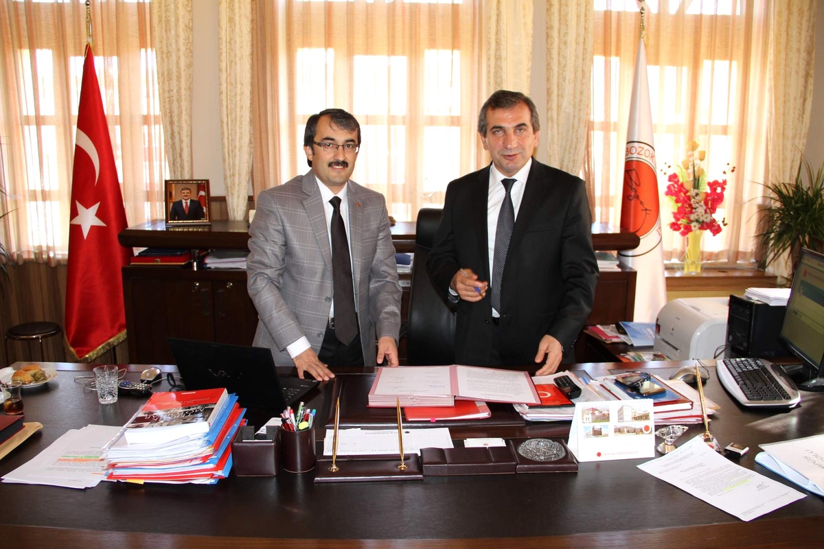 Yozgat Valisi Yazıcı, Bozok Üniversitesi\'ni Ziyaret Etti