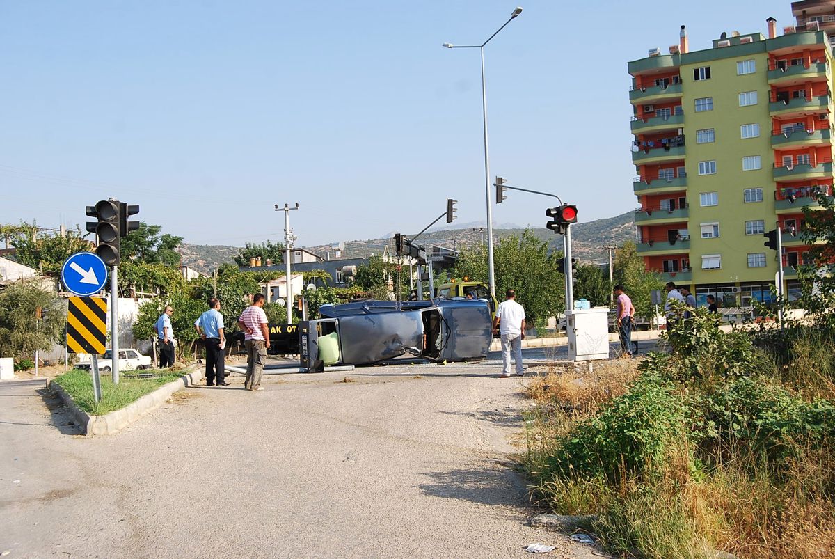 Adana\'da Trafik Kazası: 7 Yaralı