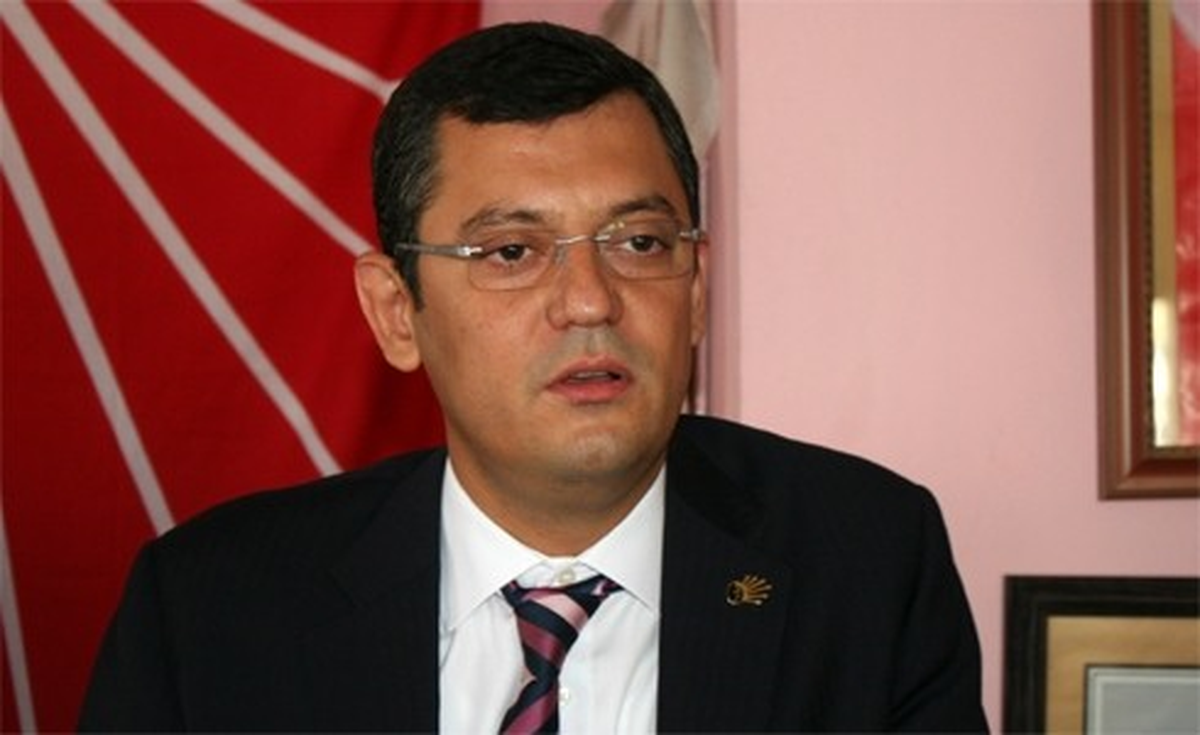 CHP\'li Manisa Milletvekili Özgür Özel\'den Kutlama Mesajı