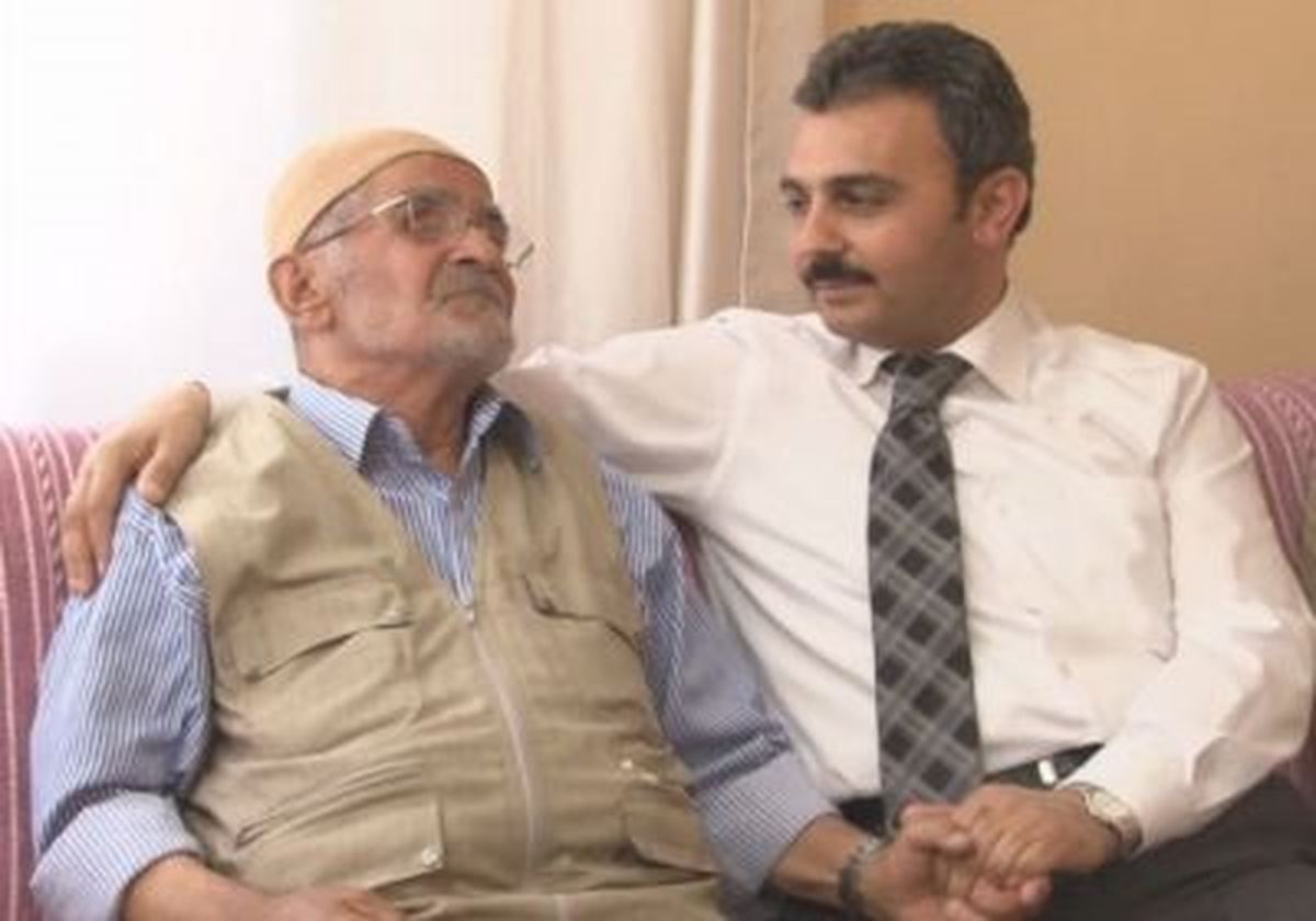 Çorum Belediye Başkanı Külcü, Evde Bakım Hizmeti Alan Yaşlıları Ziyaret Etti