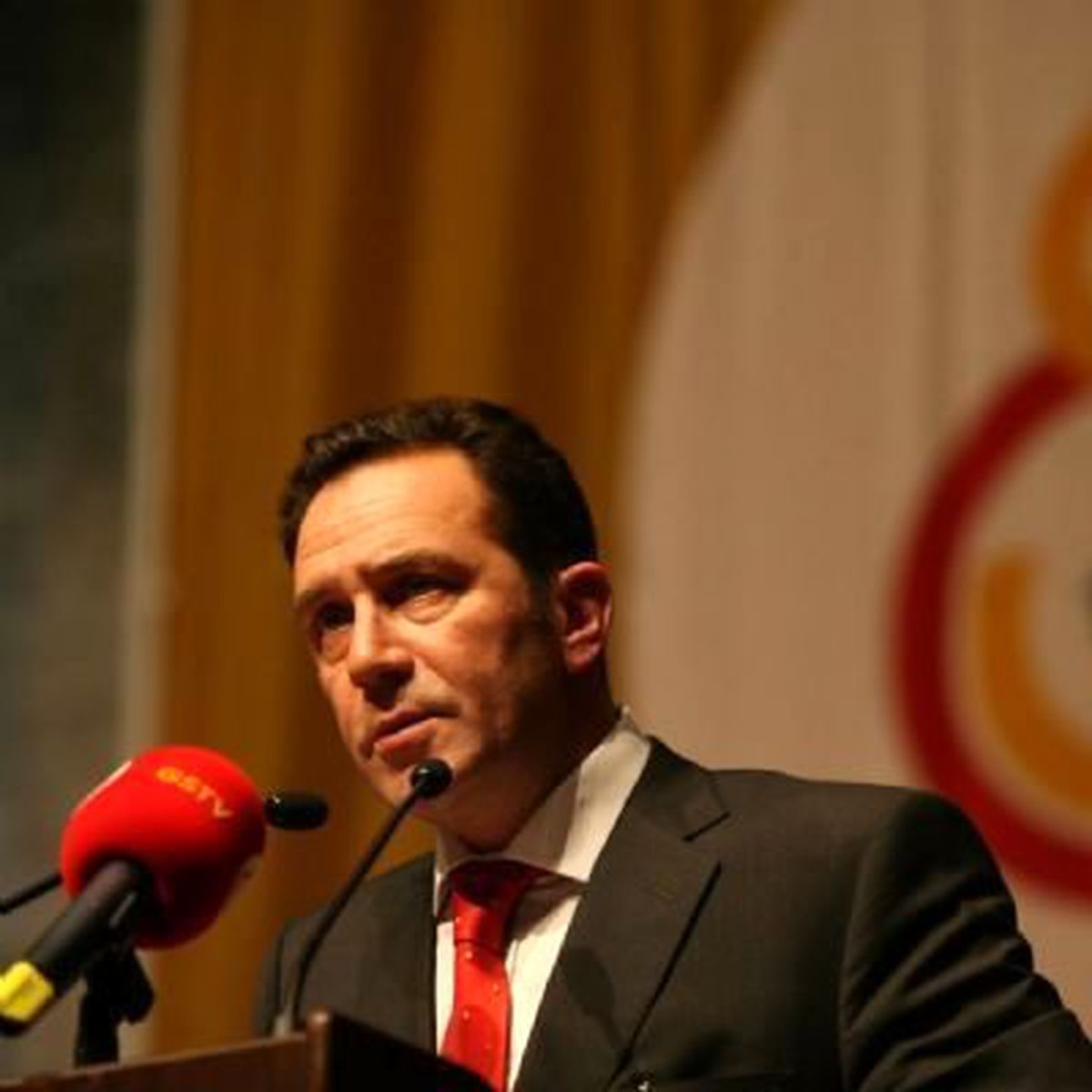 Galatasaray Yeni Yönetim Modelinde Kararlı