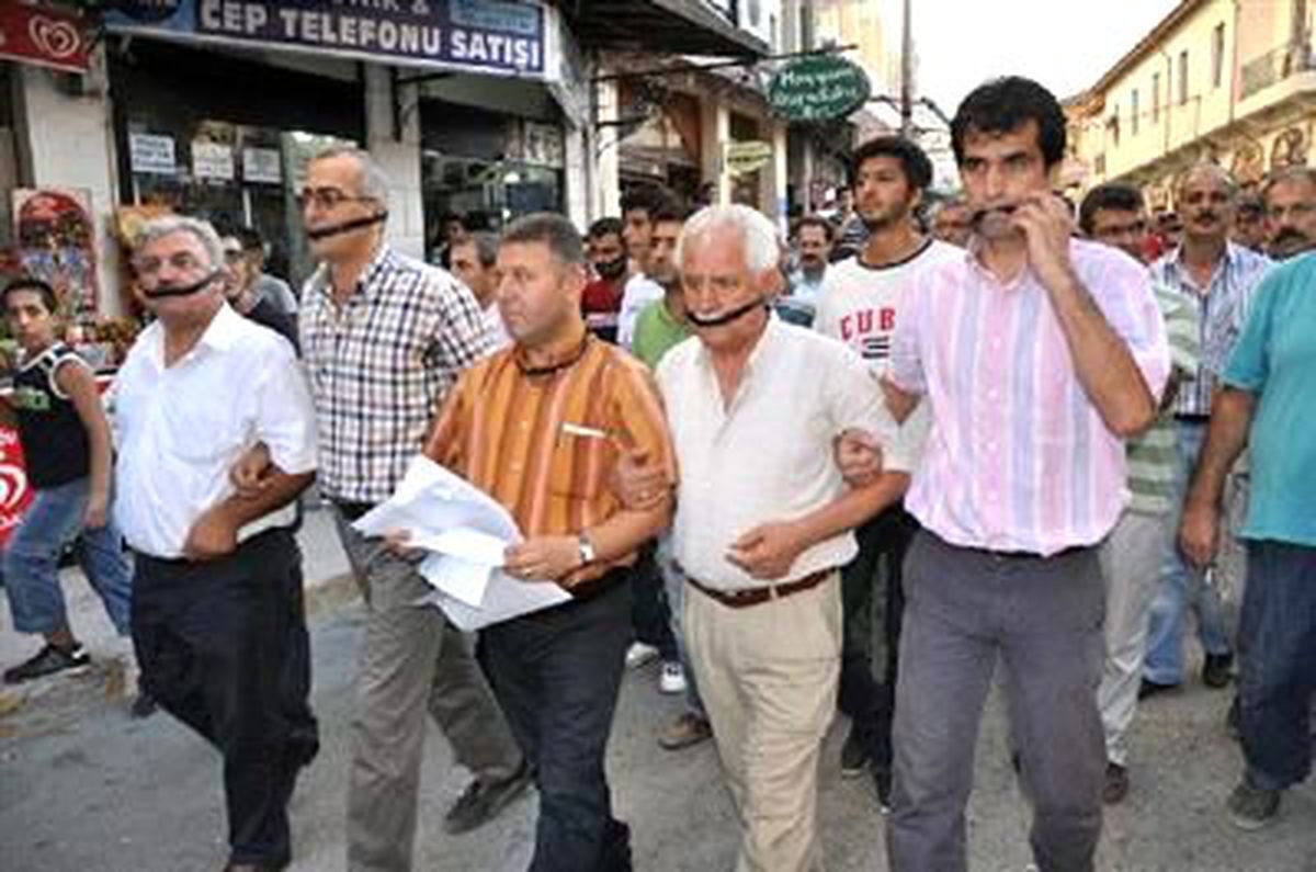 Hatay\'da 12 Eylül Askeri Darbesi Protesto Edildi