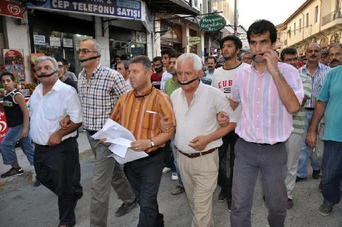 Hatay\'da 12 Eylül Askeri Darbesi Protesto Edildi