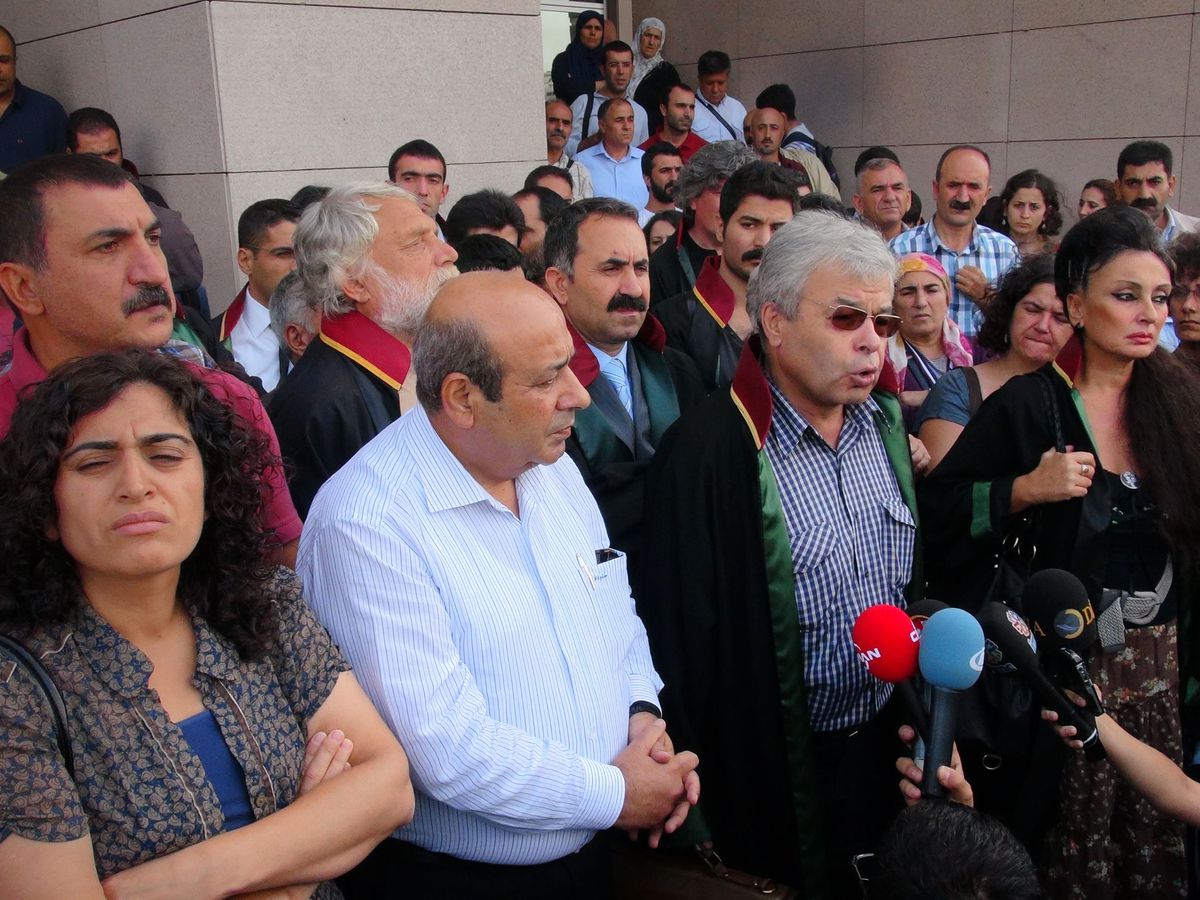 Kck Davası Avukatları ve BDP\'li Milletvekillerinden Açıklama