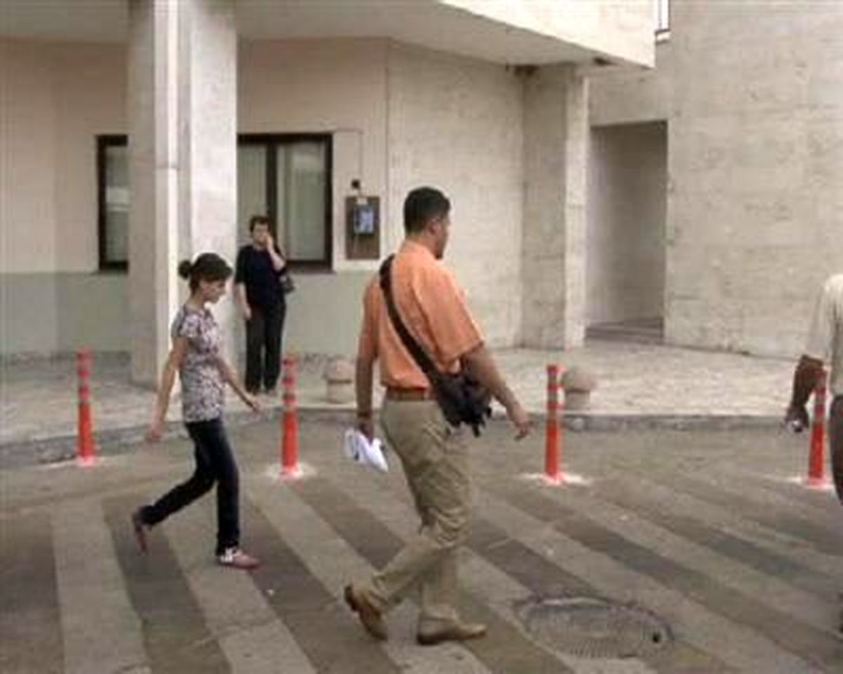 Tecavüze Uğrayan Kıza Kürtaj İzni