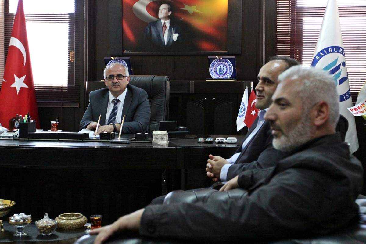 Milletvekili Özbek, Yeni Rektörü Mesajla Tebrik Etti