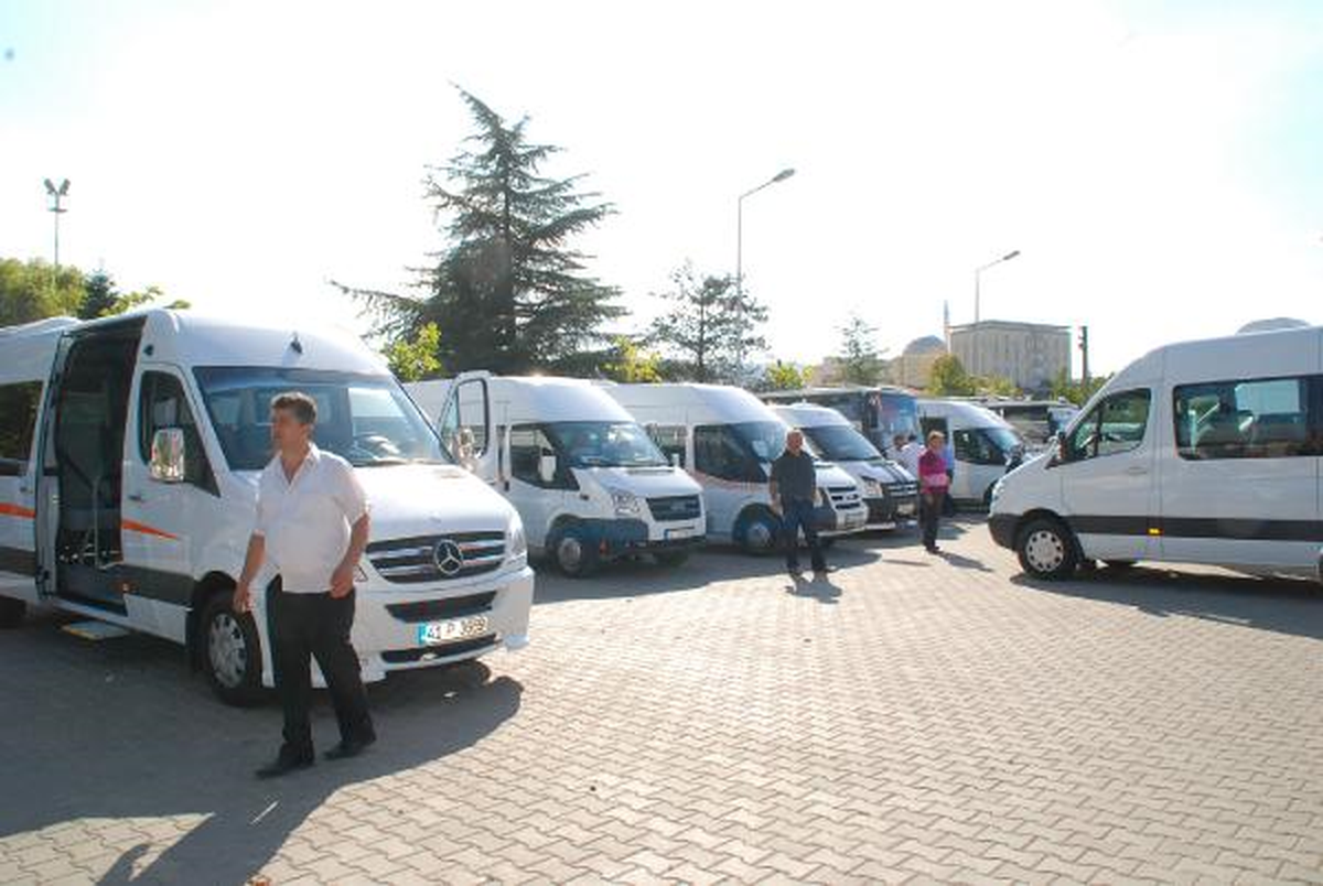 Öğrenci Servislerine Emniyet Önünde İnceleme