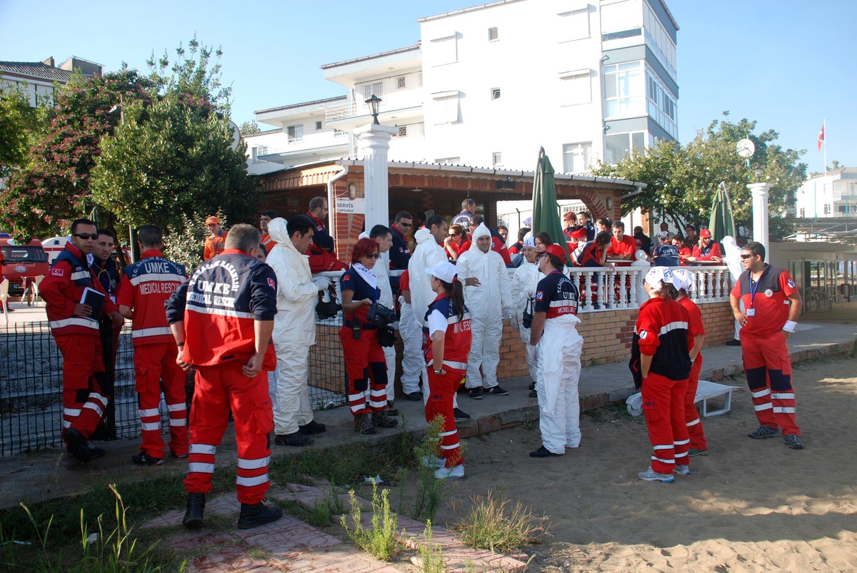 Yalova\'da Nefes Kesen Kimyasal Tatbikat