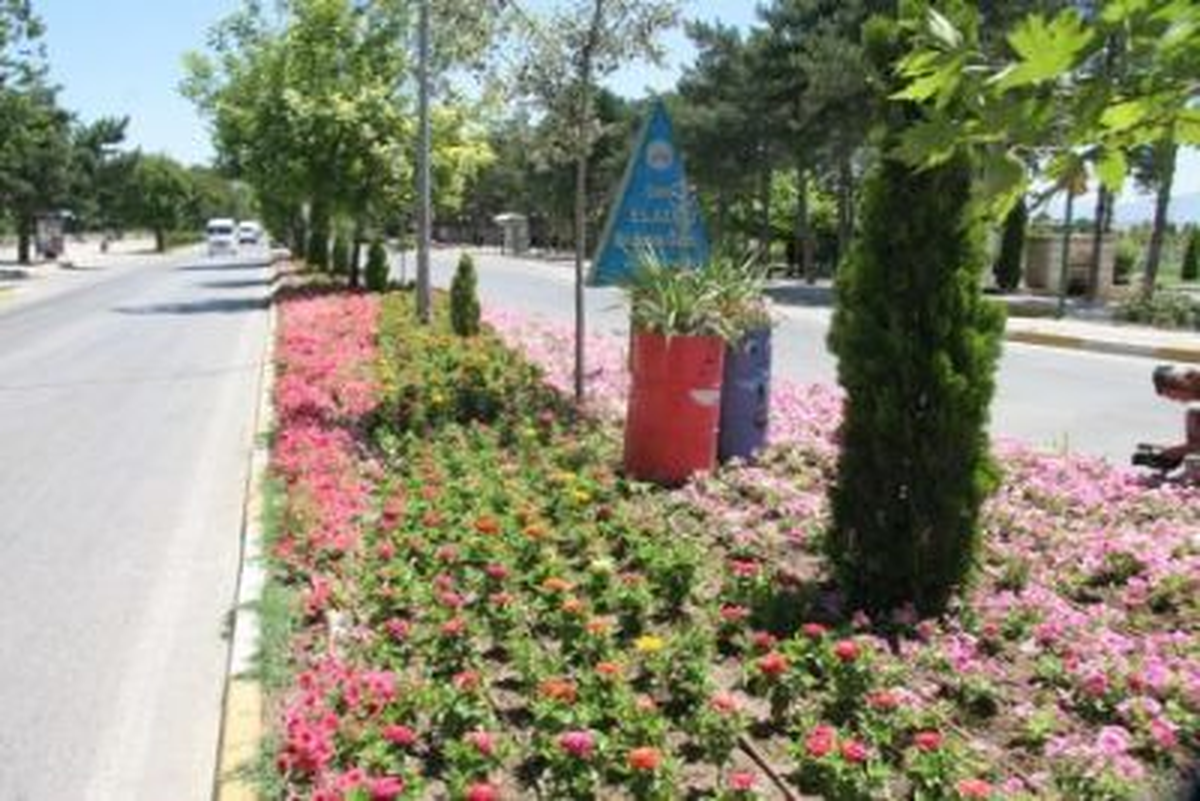 1 Yılda 7 Mahalleye 18 Yeni Park Yapıldı