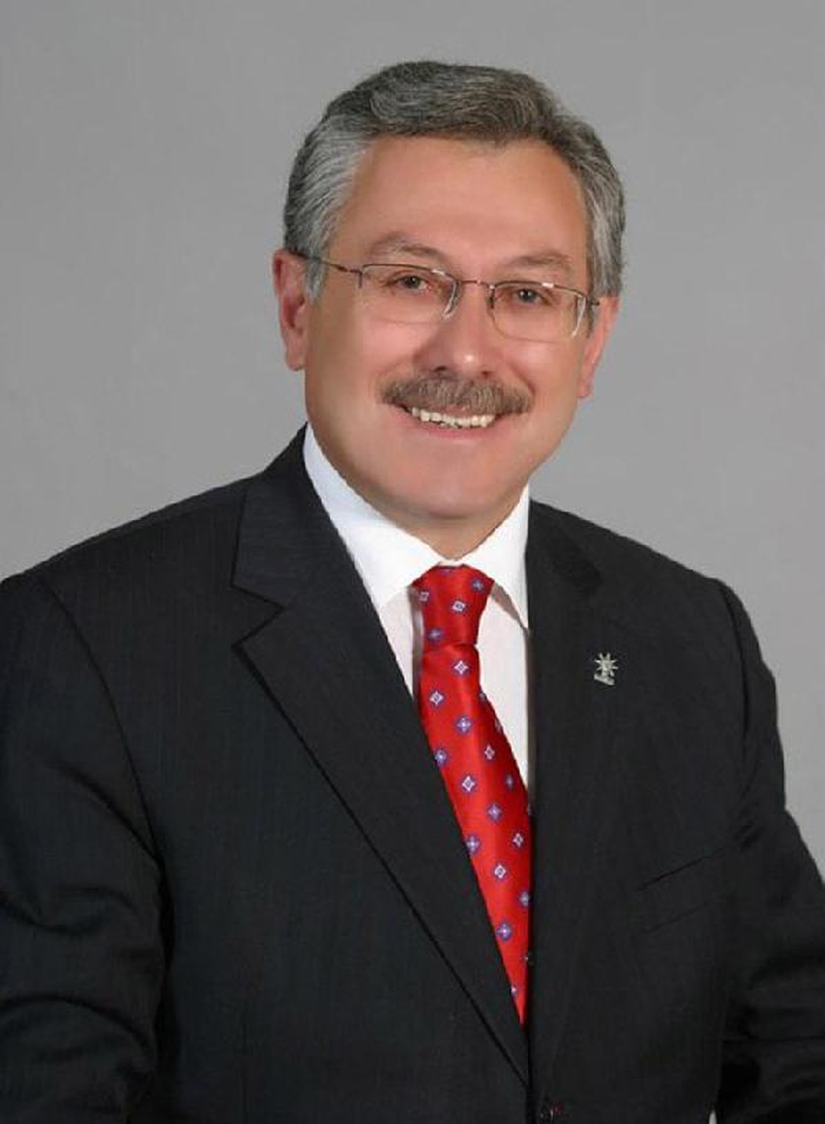 AK Parti\'li Vekilin Oyuncu Oğlu