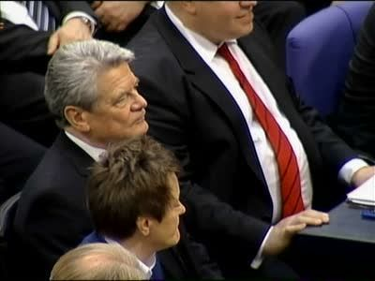 Almanya Cumhurbaşkanı Gauck, Esm ve Mali Birlikle İlgili Yasaları İmzaladı